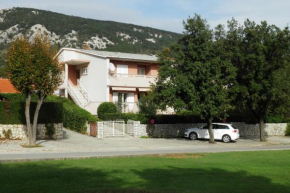 Apartments with a parking space Baska, Krk - 18878